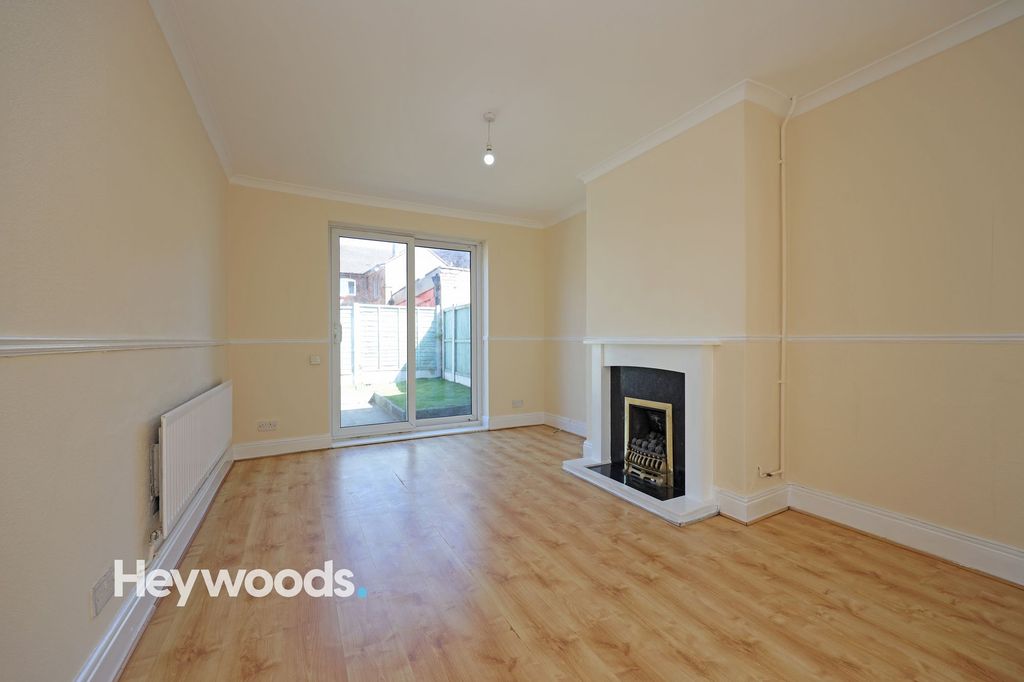 Property photo 3 of 26