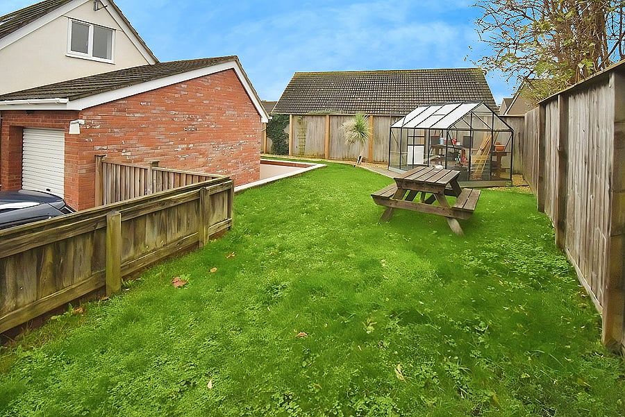 Property photo 3 of 14