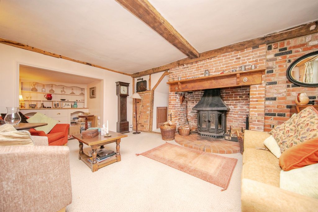 Property photo 2 of 17