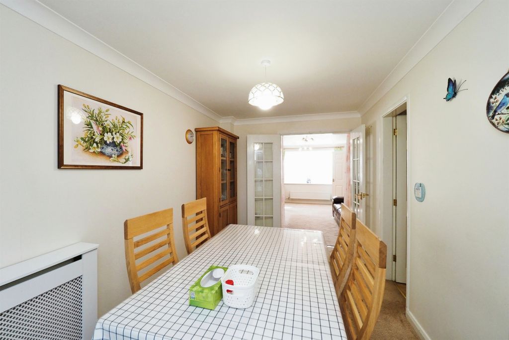 Additional image 7 of 6 bed detached house for saleHaymeadow Close, Loughborough LE11