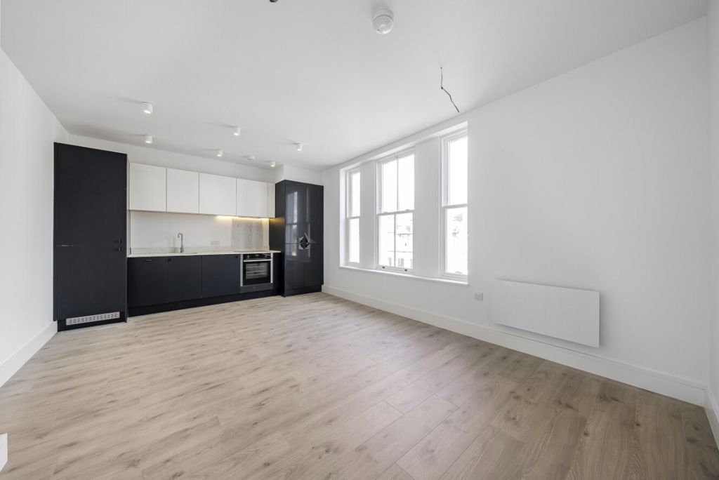 Property photo 2 of 7 1144954 (1)