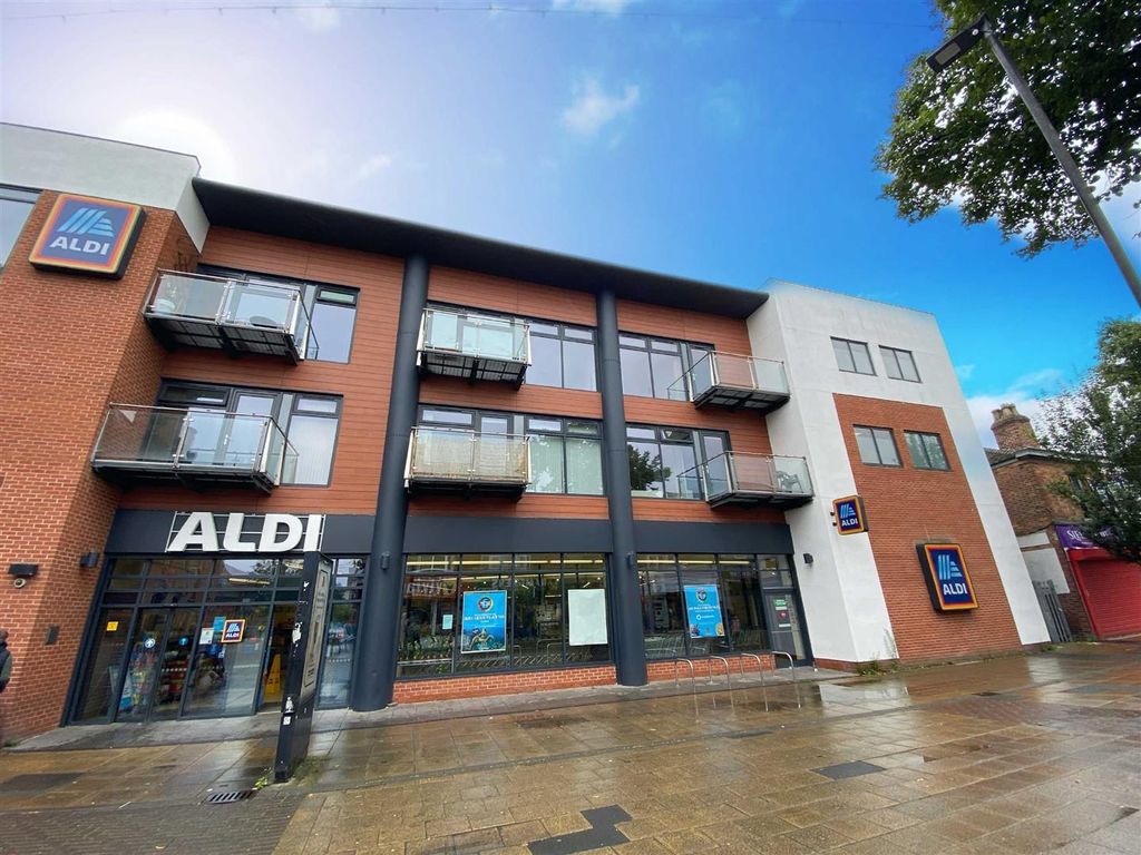 Property photo 1 of 10