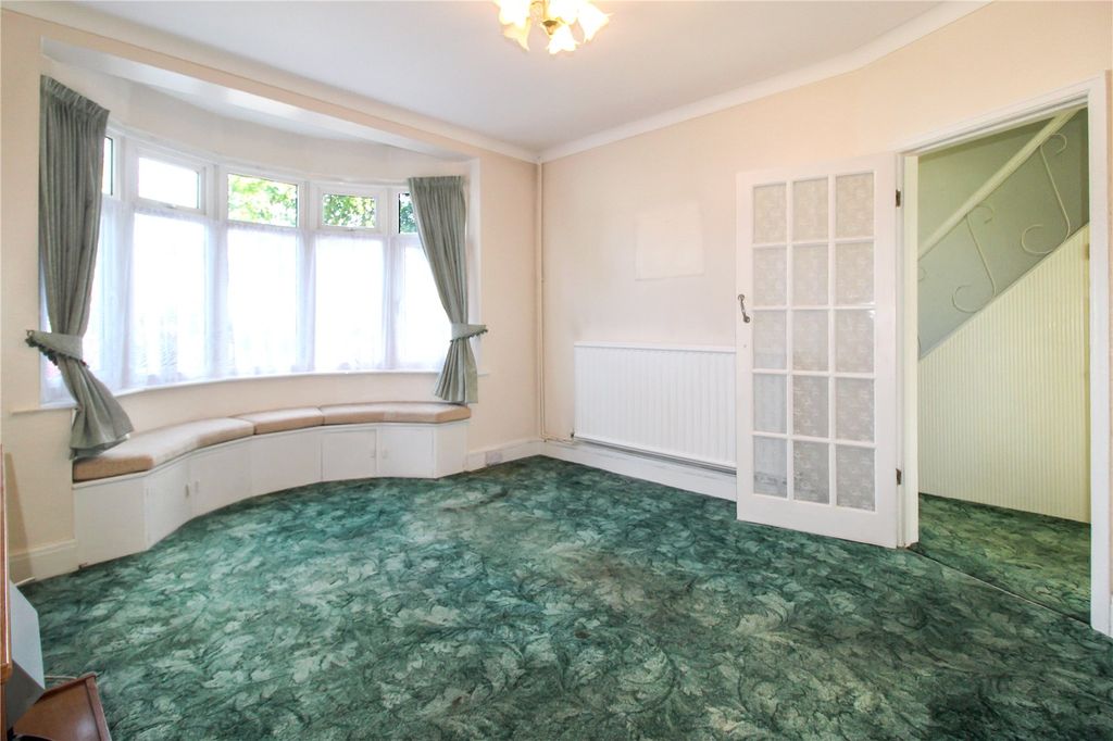 Property photo 3 of 16 Picture No. 10