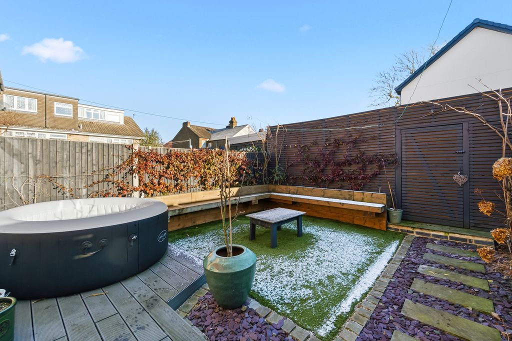 Property photo 3 of 14