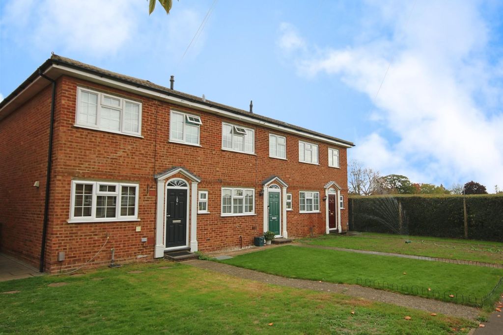 Property photo 1 of 16 Front1 (14).Jpg