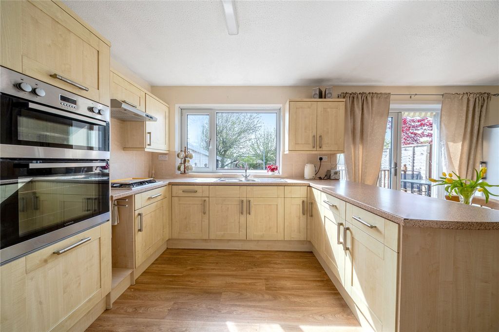 Property photo 1 of 13 Picture No. 04