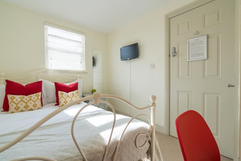 Property photo 2 of 17 Photo 1