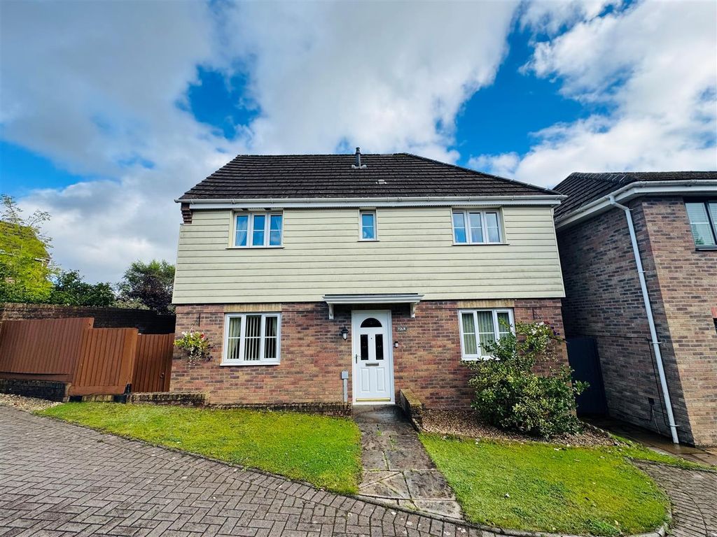Property photo 1 of 44 l15.Jpg