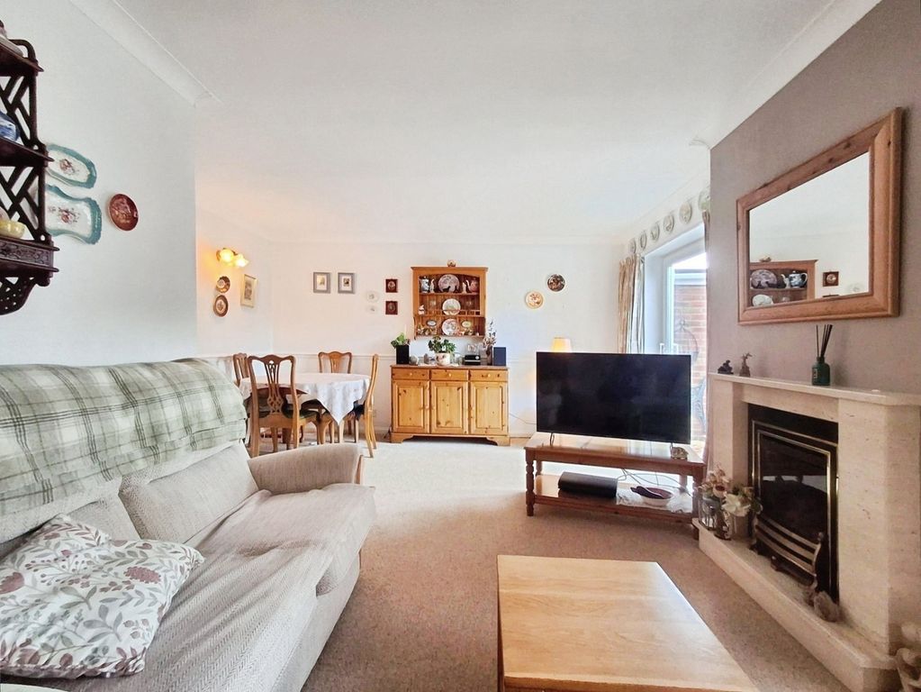 Property photo 3 of 18 Pbox-Img.Jpg