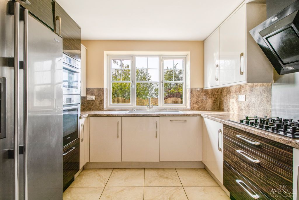 Additional image 11 of 4 bed detached house for saleSnowshill Gardens, Dudley DY1