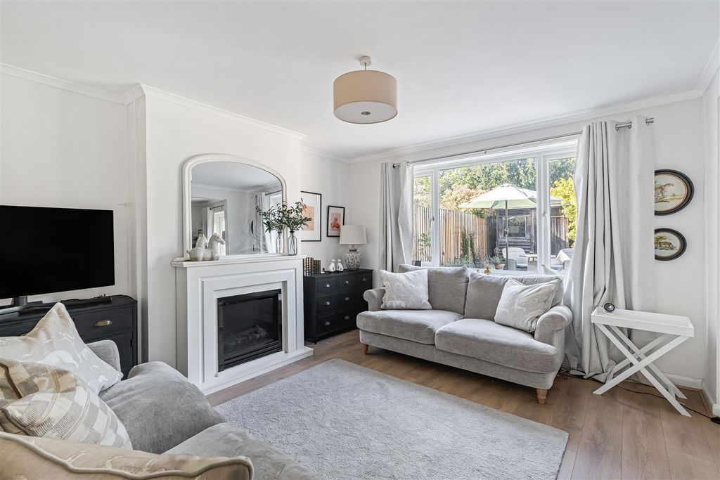 Property photo 2 of 10 12_80107.Jpg