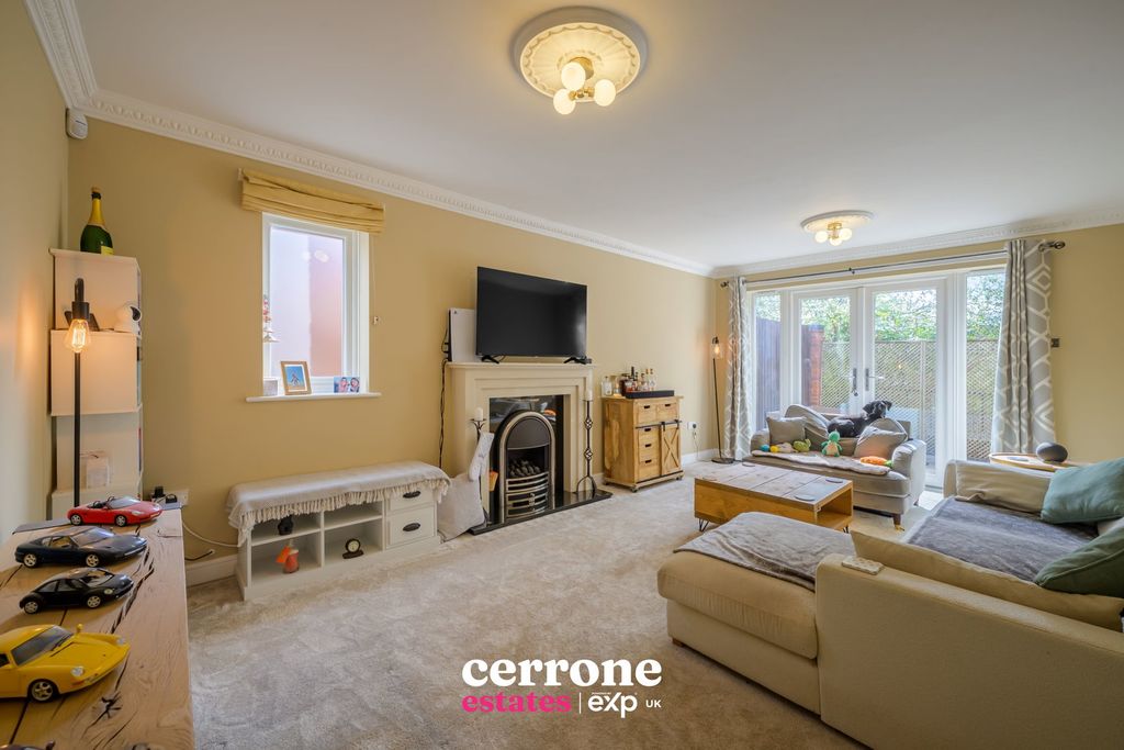 Property photo 2 of 29