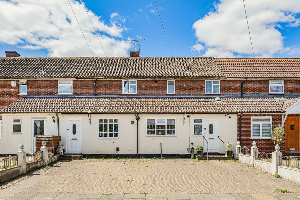 Property photo 1 of 30
