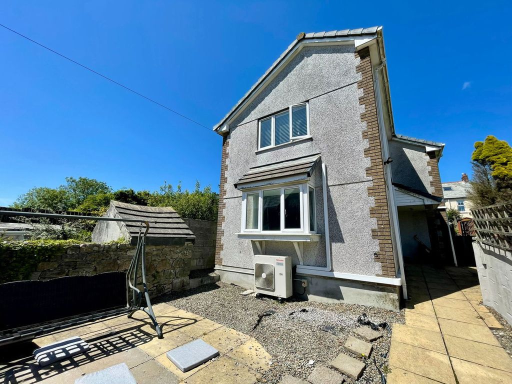Property photo 1 of 16