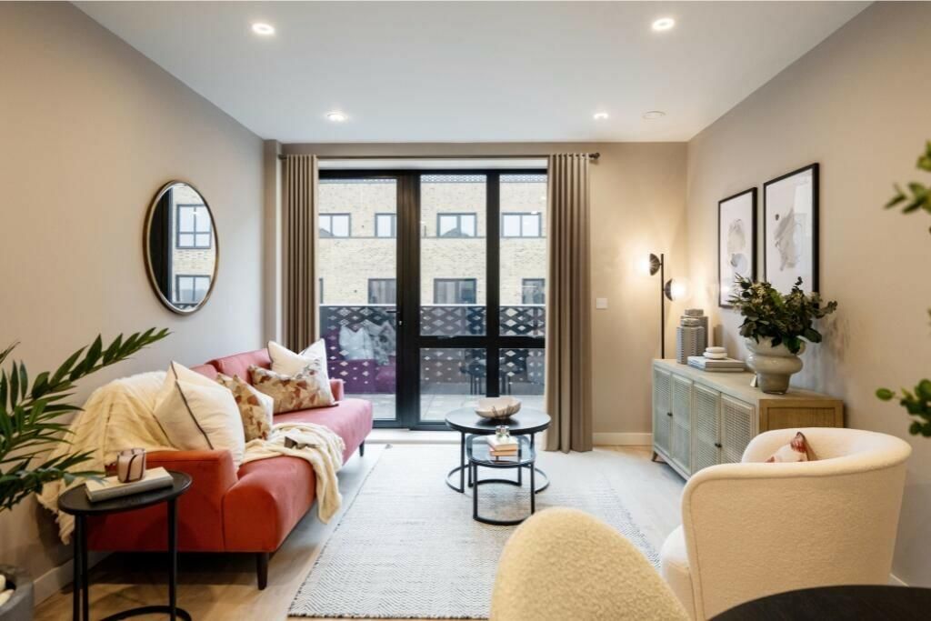 Property photo 1 of 8