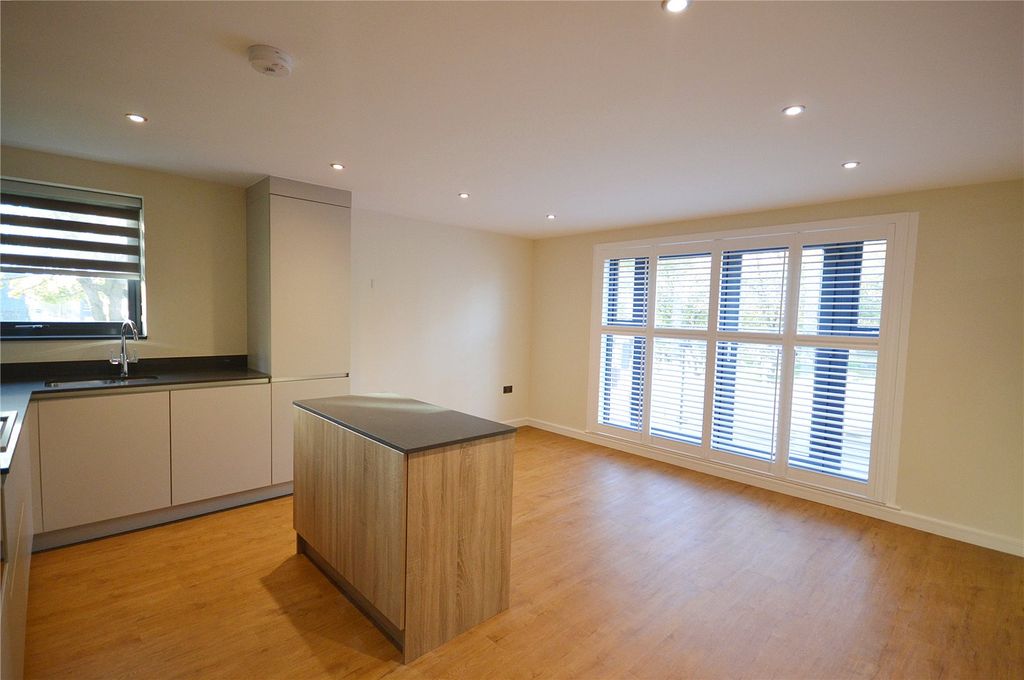 Property photo 3 of 9 Picture No. 08