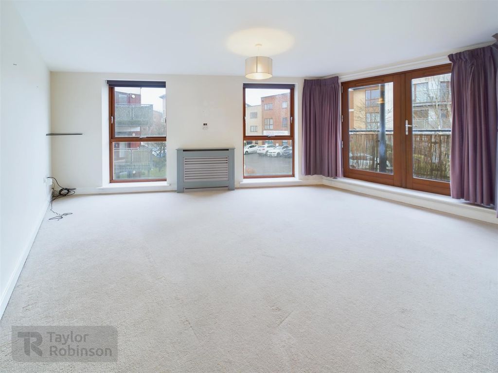 Property photo 2 of 12 Cam02600G0-Pr0397-Still010.Jpg