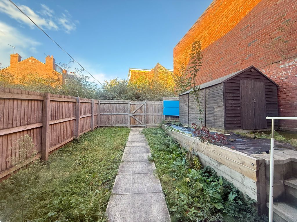 Property photo 3 of 19 Photo 2