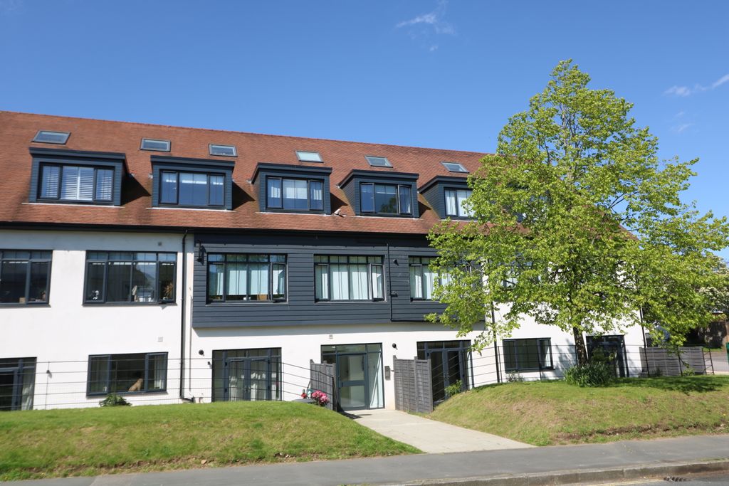 Property photo 2 of 10