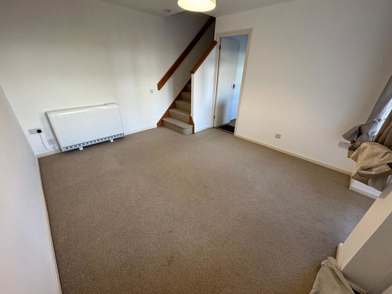 Property photo 2 of 11 Photo 8