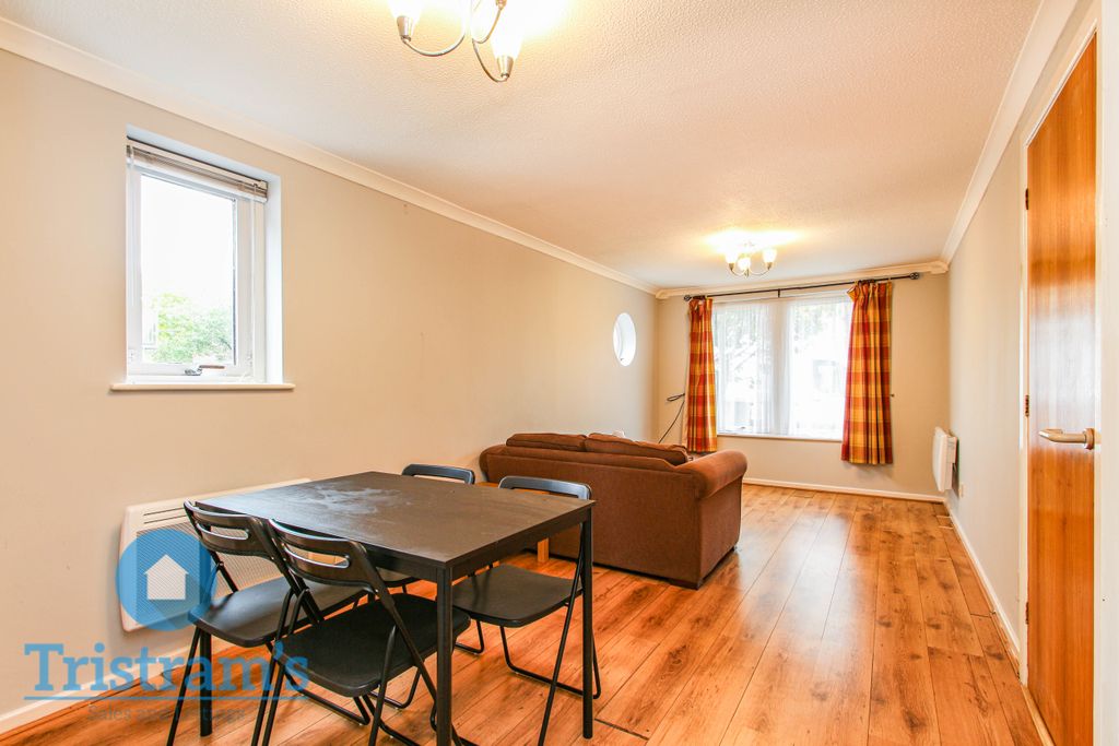 Property photo 2 of 14 Img_5233