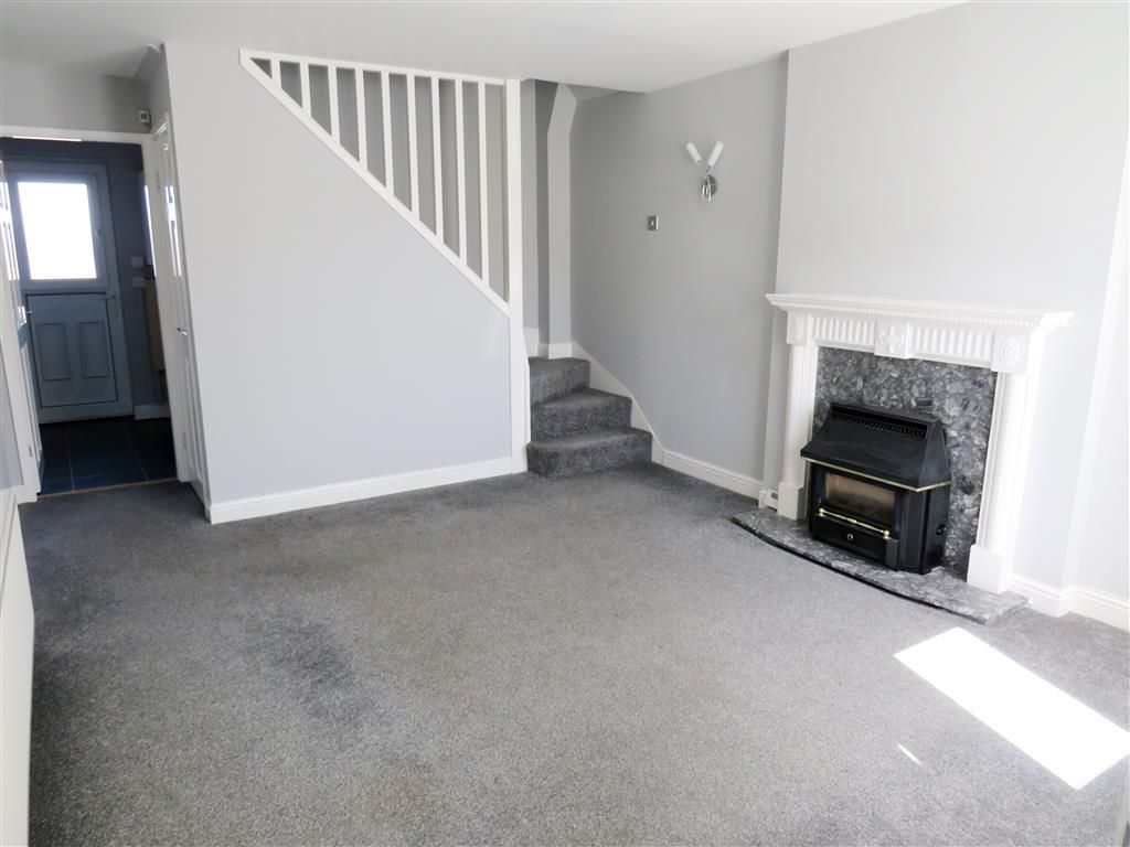 Property photo 3 of 8 Living Room