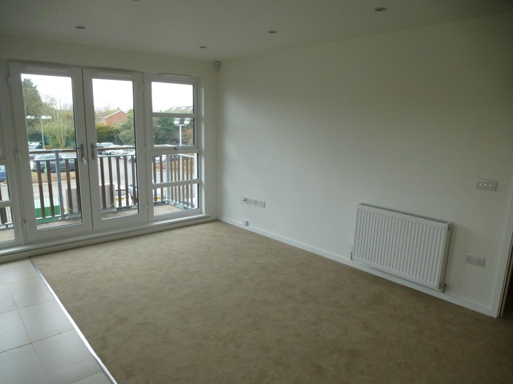 Property photo 3 of 6 Living Room
