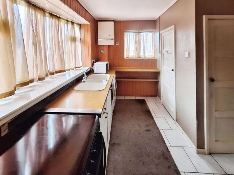 Property photo 3 of 8 Photo 3