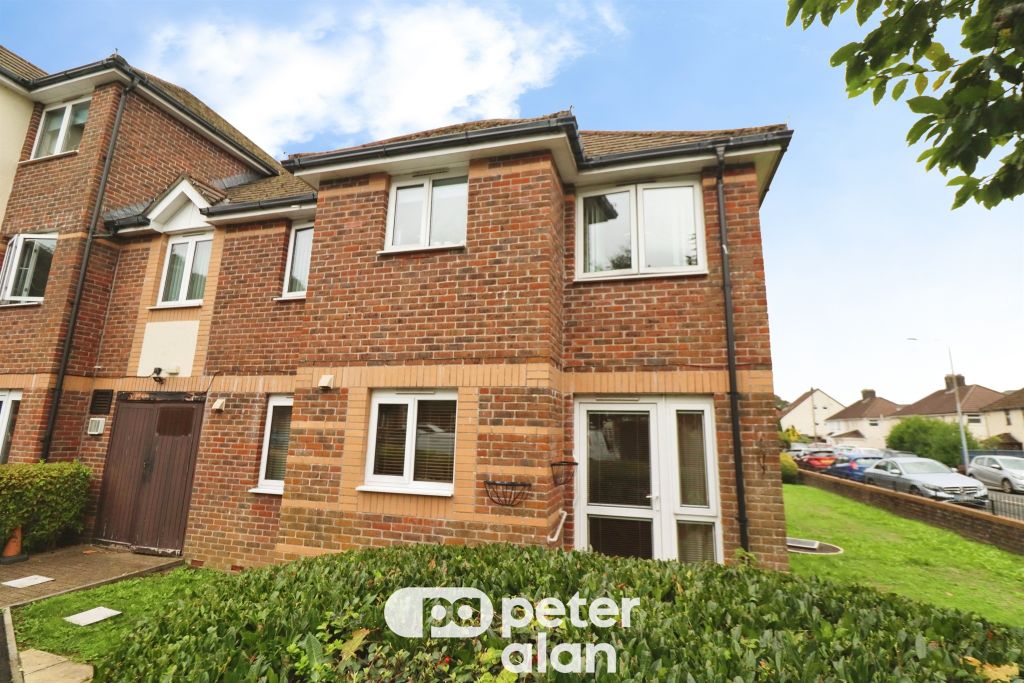 Property photo 1 of 12