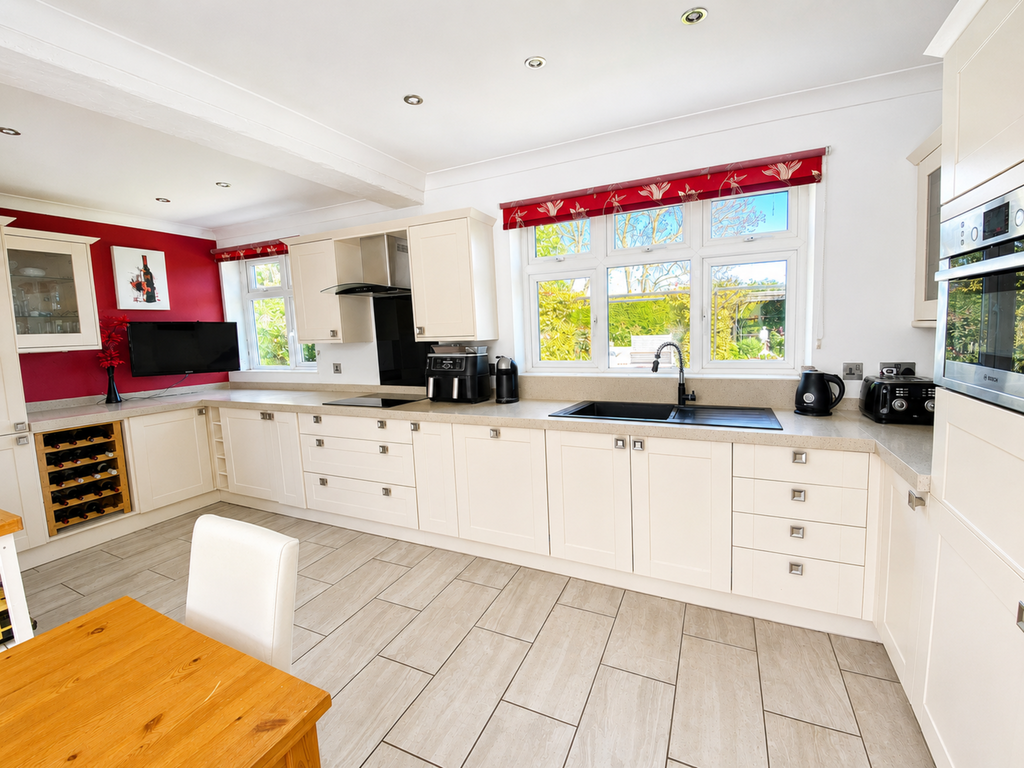 Property photo 2 of 44