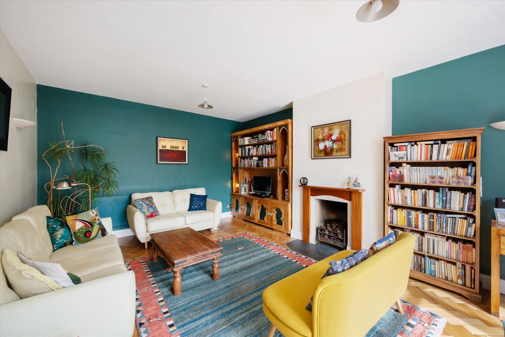 Property photo 3 of 15 Image