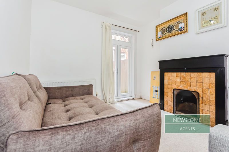 Property photo 2 of 15 Photo 5