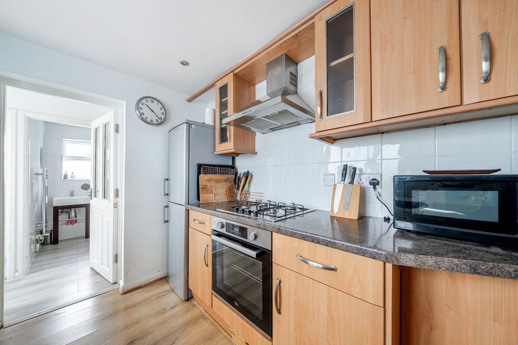 Property photo 3 of 20 Picture No. 31