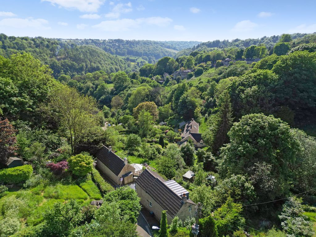 Property photo 2 of 23