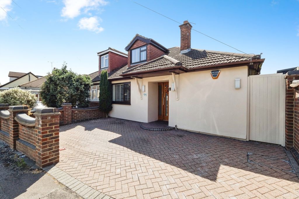 Property photo 1 of 17 Photo