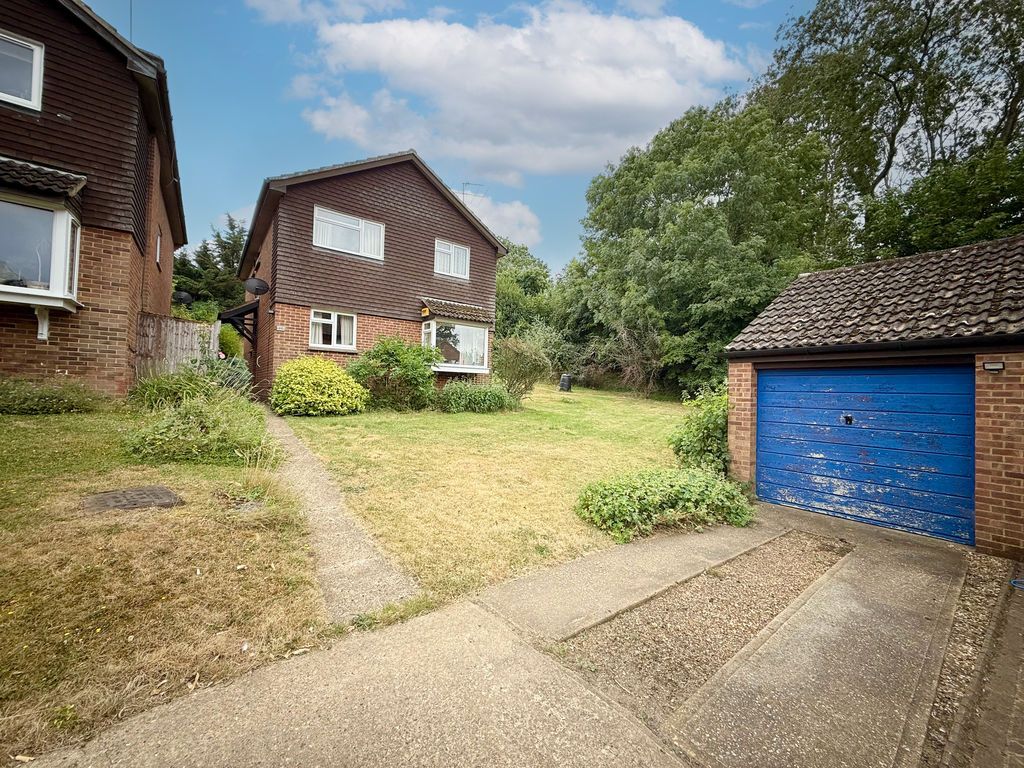 Property photo 1 of 17 Front