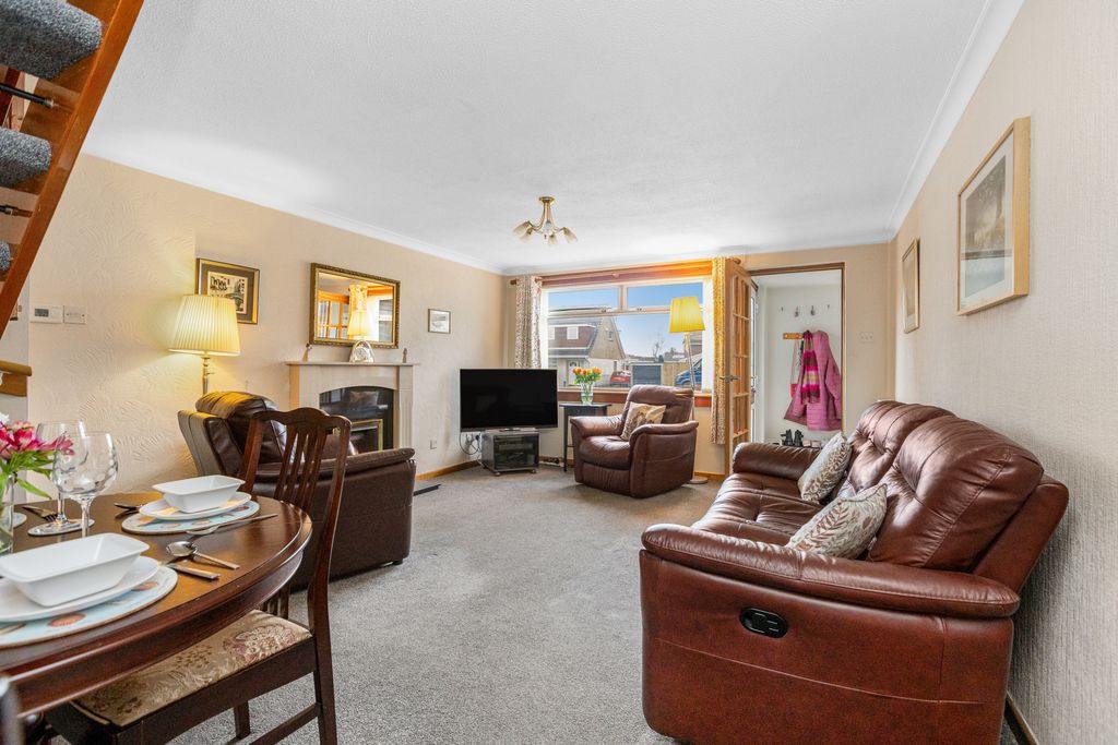 Property photo 2 of 14 Property Image 2