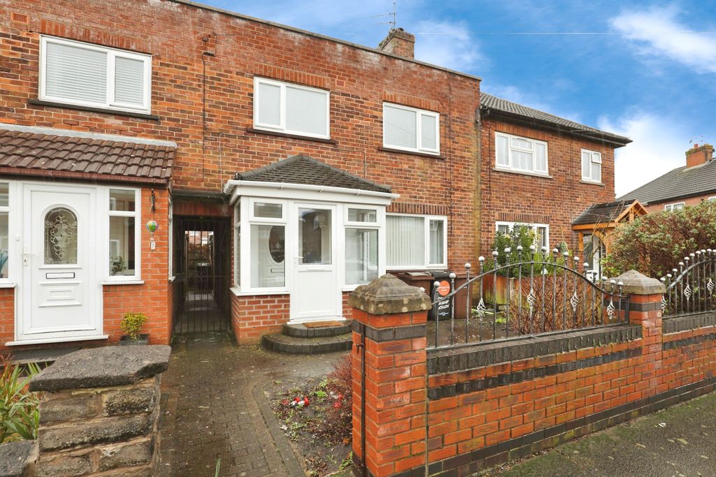 Property photo 1 of 15