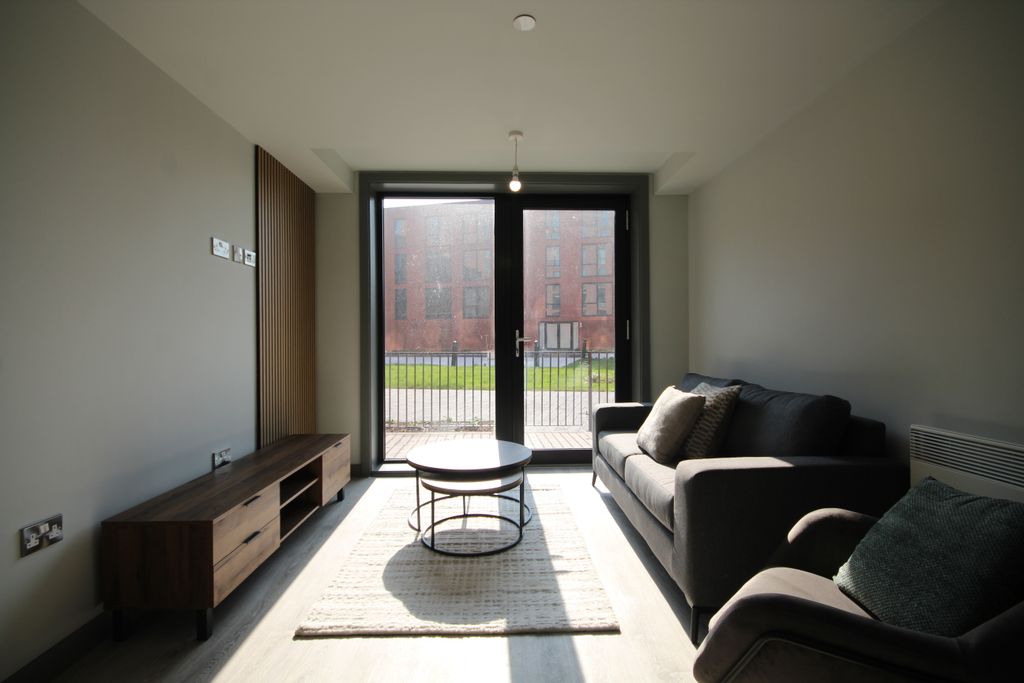 Property photo 2 of 13 Img_2311