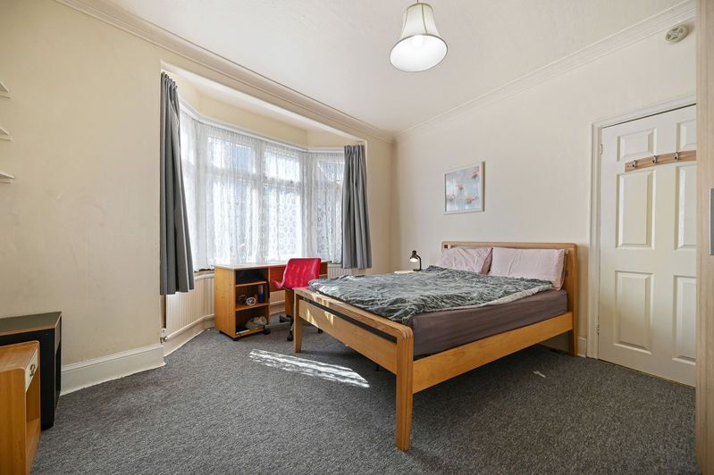 Property photo 3 of 9 Photo 2