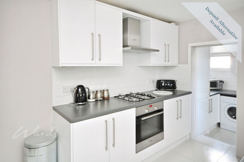 Property photo 3 of 8 Cecil Kitchen