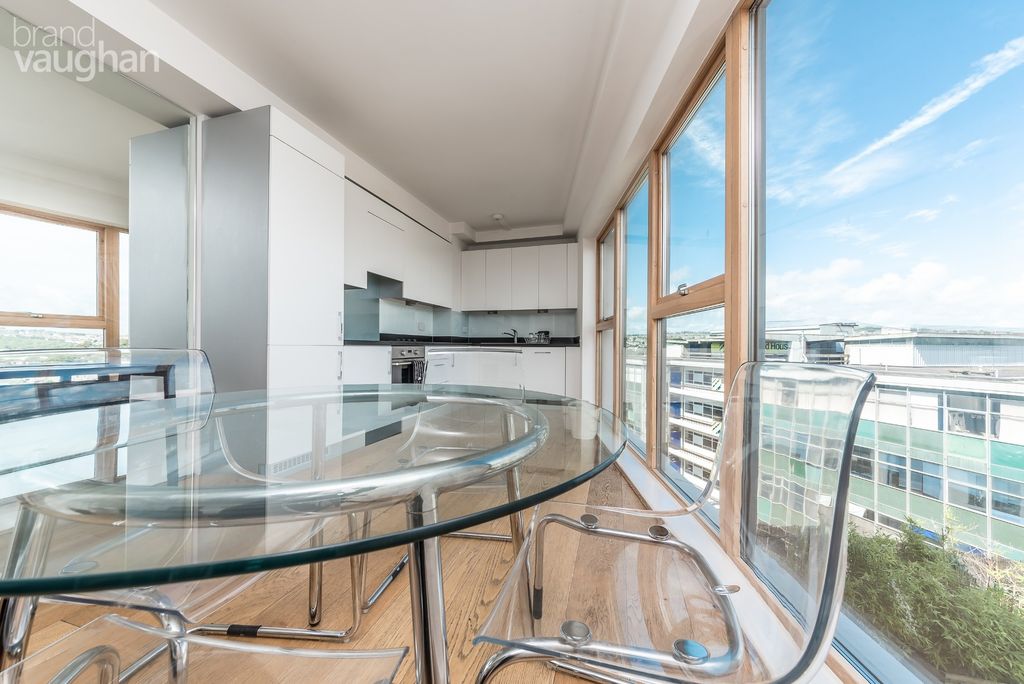 Property photo 2 of 12 Dining Area