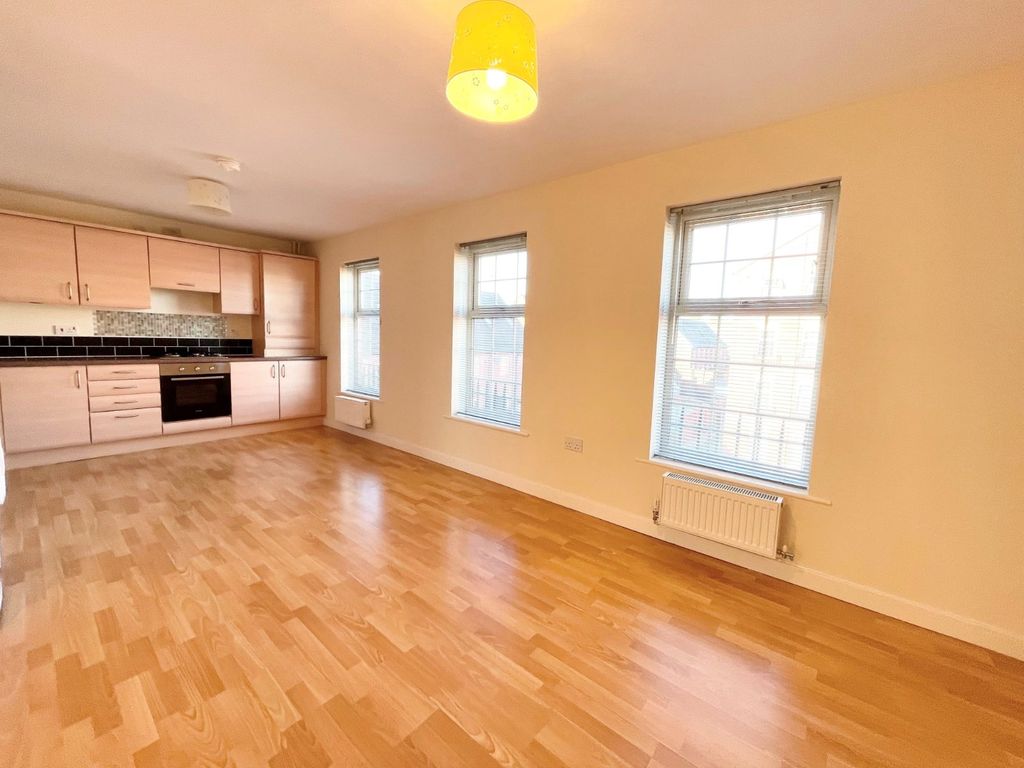 Property photo 3 of 9 Picture No. 14