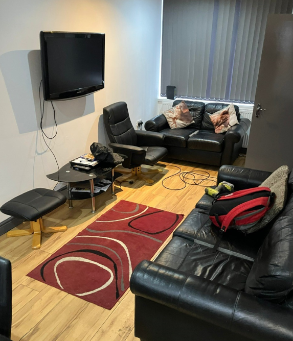 Property photo 2 of 5