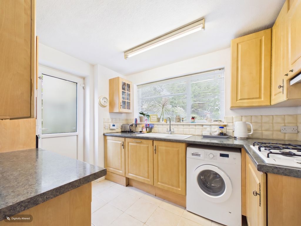 Property photo 3 of 16 Cam04018G0-Pr0614-Still010-001
