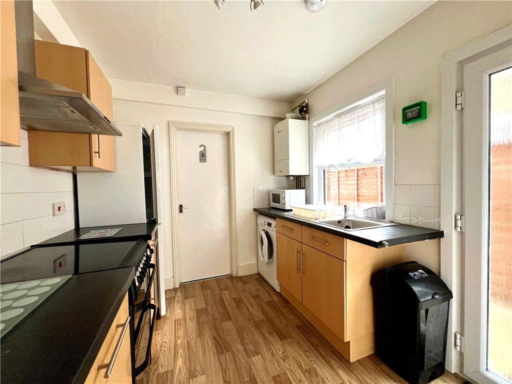 Property photo 3 of 13 Kitchen