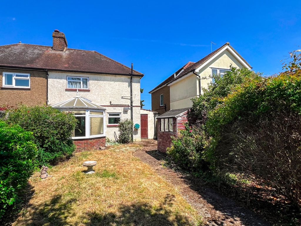 Property photo 2 of 21