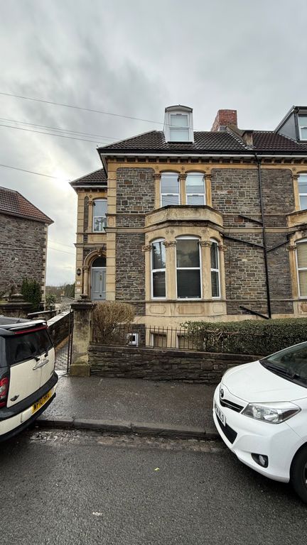 Property photo 1 of 9 External