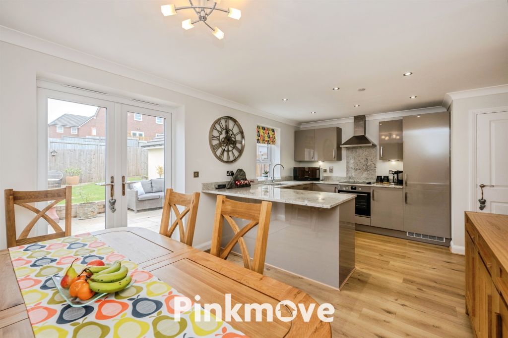 Property photo 2 of 22