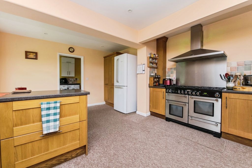 Additional image 5 of 5 bed bungalow for saleBroadoak Close, West Hill, Ottery St. Mary, Devon EX11